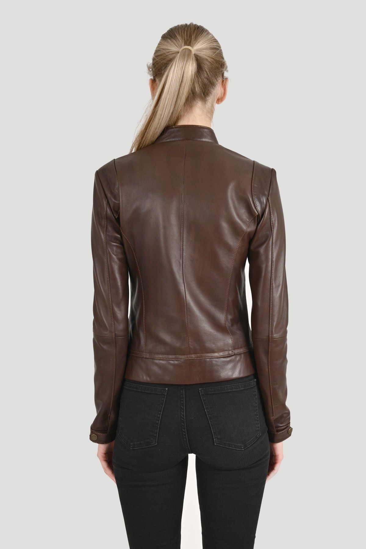 Fitted leather outlet jacket womens