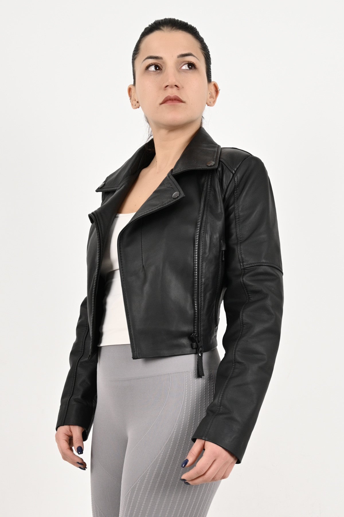 Alin Leather - Topaz Genuine Leather Women's Black Crop Jacket